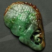 糯冰种黄加绿缅甸翡翠鹦鹉头挂件