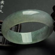 冰种淡晴水缅甸翡翠手镯（60mm）