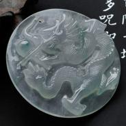feicui冰种淡晴水略飘花缅甸翡翠龙牌挂件