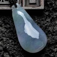 糯冰种两彩缅甸翡翠福瓜挂件