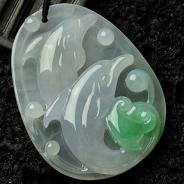 冰种飘翠缅甸翡翠海豚挂件
