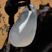 冰种晴水缅甸翡翠福瓜挂件