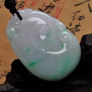 冰种春带彩缅甸翡翠如意寿挂件