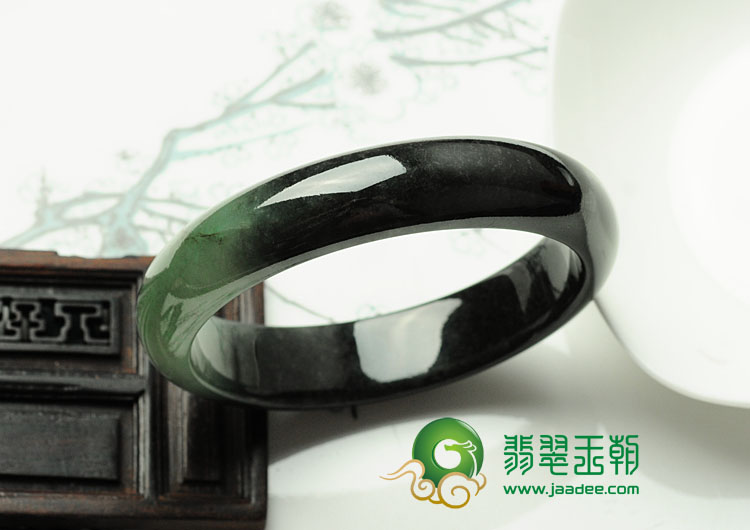 糯冰种黑色晴水缅甸翡翠手镯（57.5mm）