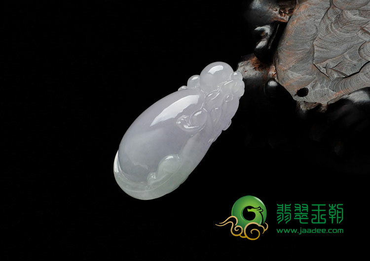 糯冰种淡紫罗兰略带晴水缅甸翡翠貔貅抢桃挂件