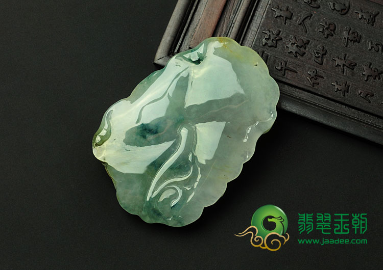 冰种黄翡飘花缅甸翡翠年年有余挂件