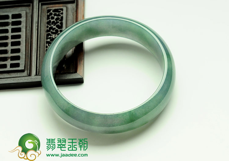 糯冰种油青缅甸翡翠手镯（59.2mm）