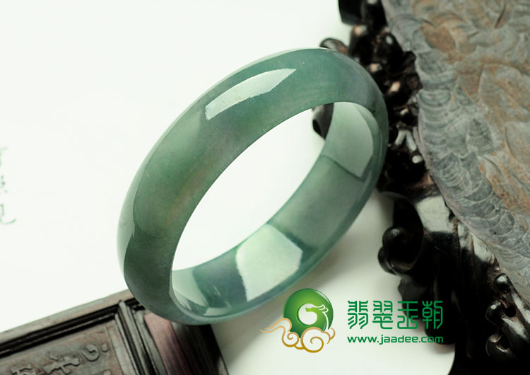 糯冰种油青缅甸翡翠手镯（59.2mm）