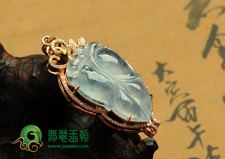 冰玻种飘花缅甸翡翠镶玫瑰金金枝玉叶胸坠（真钻）
