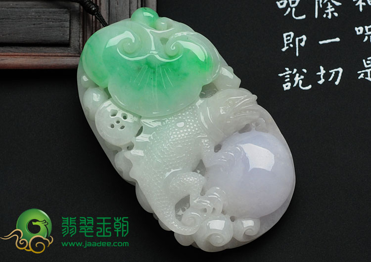 糯冰种春带彩缅甸翡翠随机应变挂件