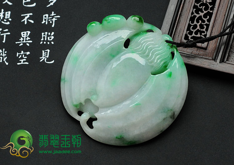 (超值推荐)糯冰种翠色缅甸翡翠福在眼前挂件