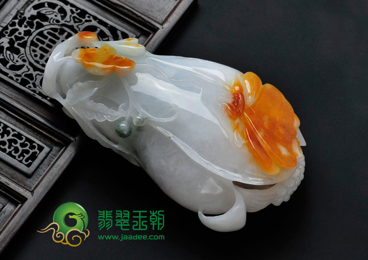 糯冰种黄翡缅甸翡翠玉兰花手玩件