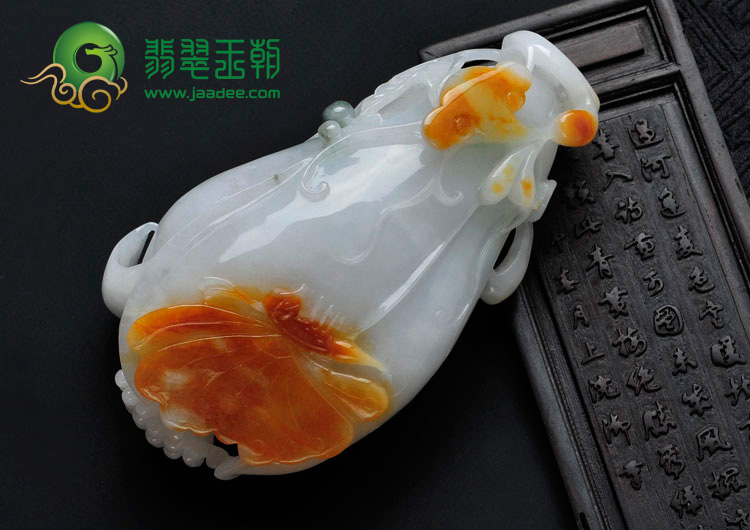 糯冰种黄翡缅甸翡翠玉兰花手玩件