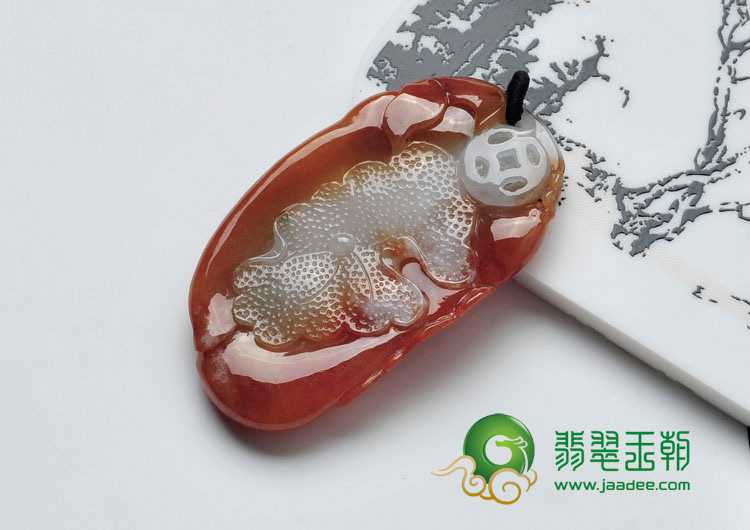 糯冰种红翡缅甸翡翠年年有余挂件