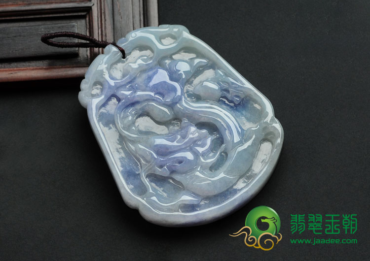 糯冰种紫罗兰缅甸翡翠龙冈牌挂件