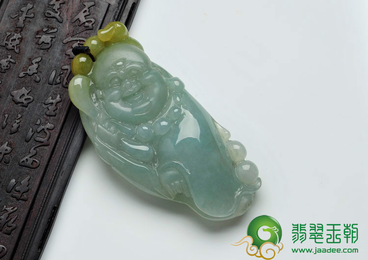 糯冰种晴水略带黄翡缅甸翡翠笑佛挂件