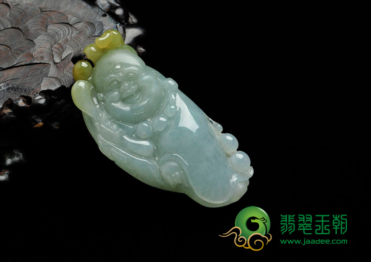 糯冰种晴水略带黄翡缅甸翡翠笑佛挂件