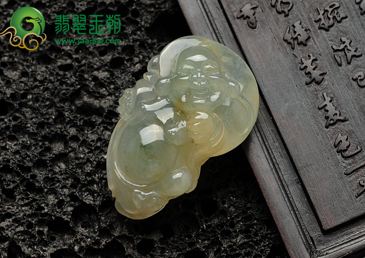 冰种淡黄翡略飘花缅甸翡翠站佛挂件