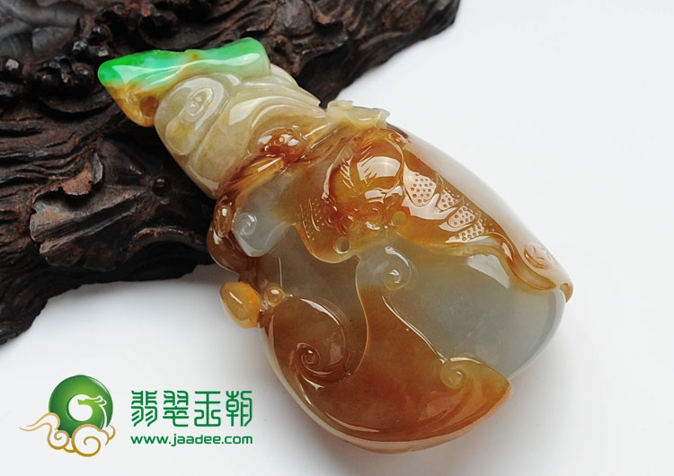 糯冰种三彩缅甸翡翠福如东海手玩件