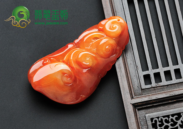 糯冰种红翡缅甸翡翠有凤来仪挂件