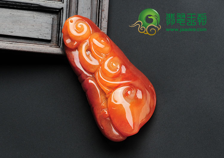 糯冰种红翡缅甸翡翠有凤来仪挂件