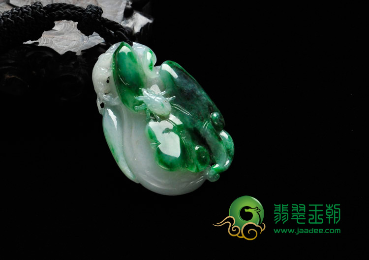 糯冰种菠菜绿缅甸翡翠富甲天下挂件