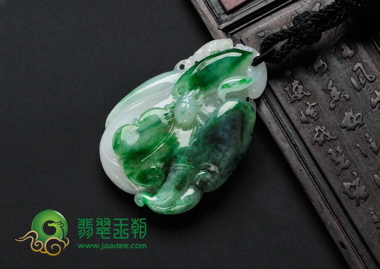 糯冰种菠菜绿缅甸翡翠富甲天下挂件