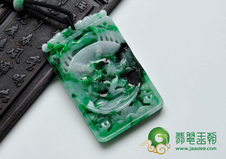 细糯种翠色缅甸翡翠金玉满堂花牌挂件