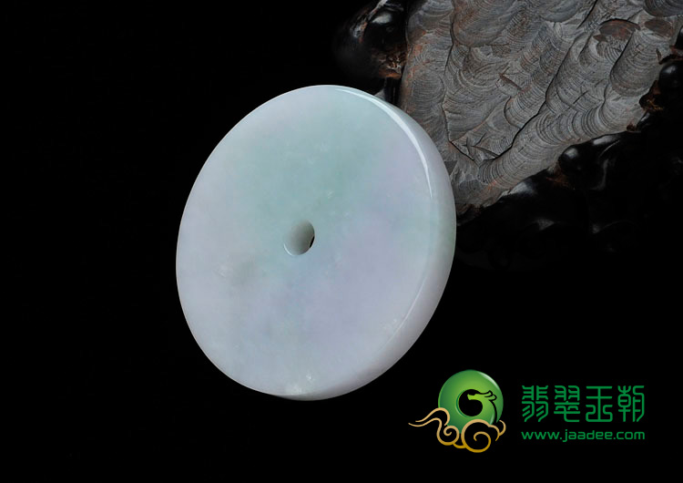 糯冰种春带彩缅甸翡翠平安扣挂件