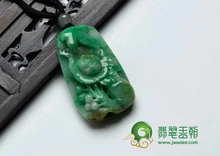 糯冰种黄加绿缅甸翡翠鸟语花香挂件
