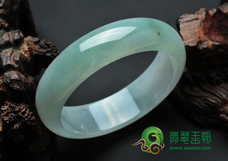 糯冰种晴水缅甸翡翠手镯（59.5mm）