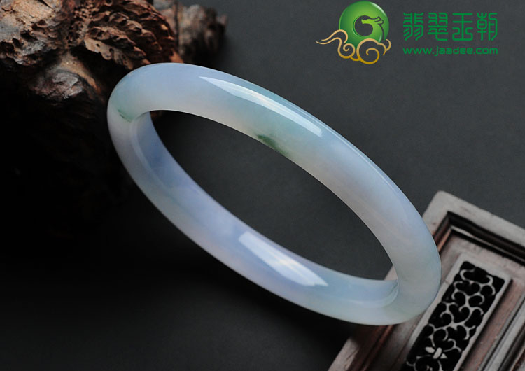 冰种淡紫罗兰飘花缅甸翡翠手镯（57.8mm）