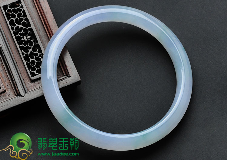 冰种淡紫罗兰飘花缅甸翡翠手镯（57.8mm）