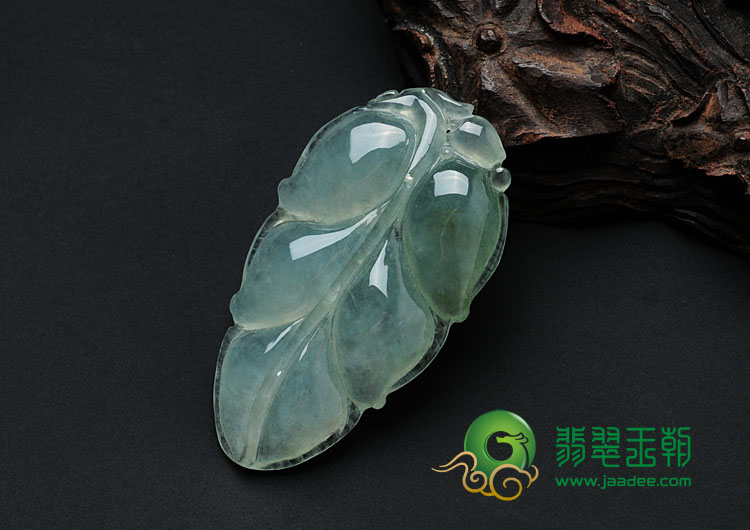 冰种晴水缅甸翡翠叶子挂件