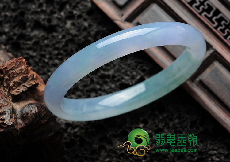 冰种淡紫罗兰飘花缅甸翡翠手镯（55.8mm）