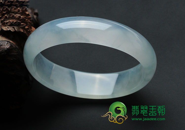 冰玻种晴水缅甸翡翠贵妃镯（54.5mm-51mm）
