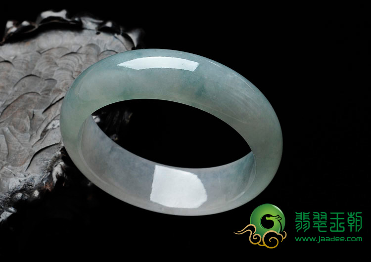 冰种飘花缅甸翡翠手镯（56.6mm）