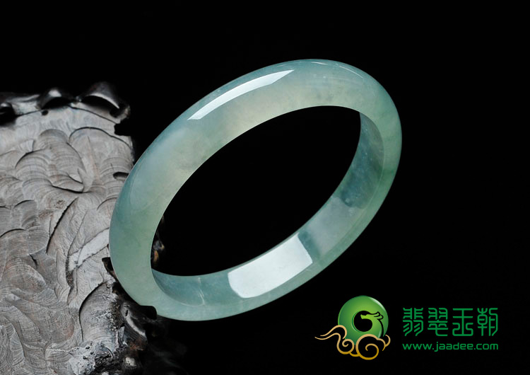 冰种晴水缅甸翡翠手镯（55.7mm）