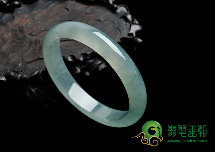 冰种晴水缅甸翡翠手镯（55.7mm）