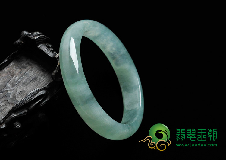 冰种晴水缅甸翡翠手镯（56.5mm）