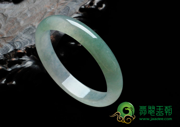 冰种晴水缅甸翡翠手镯（56.8mm）