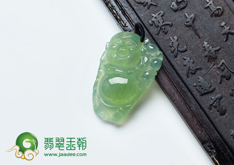 冰种晴水缅甸翡翠逍遥佛挂件