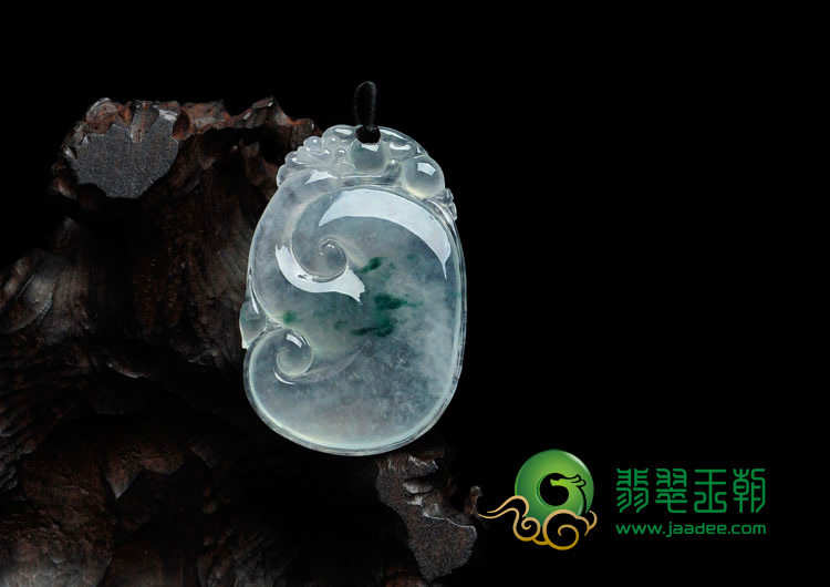 冰玻种飘花缅甸翡翠如意寿挂件