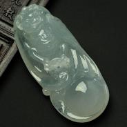 冰种缅甸翡翠蝙蝠挂件