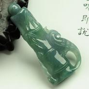 冰种蓝晴水缅甸翡翠节节高挂件