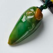 糯冰种黄加绿缅甸翡翠福瓜挂件