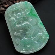 糯冰种飘翠缅甸翡翠龙牌挂件