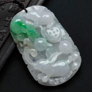 冰种飘翠缅甸翡翠双兔送福挂件