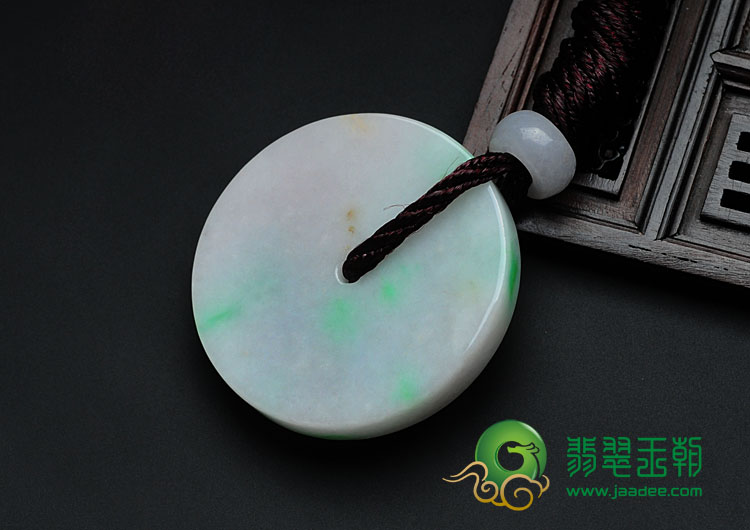 糯冰种飘翠缅甸翡翠平安扣挂件