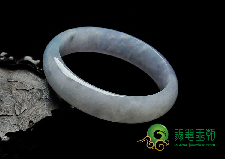 糯冰种缅甸翡翠手镯（57.8mm）